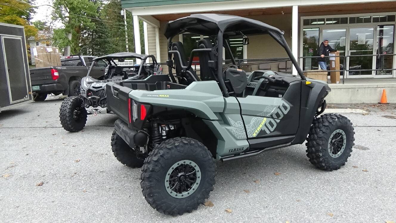 A photo of this 2026 Yamaha Wolverine RMAX2 1000 XT-R