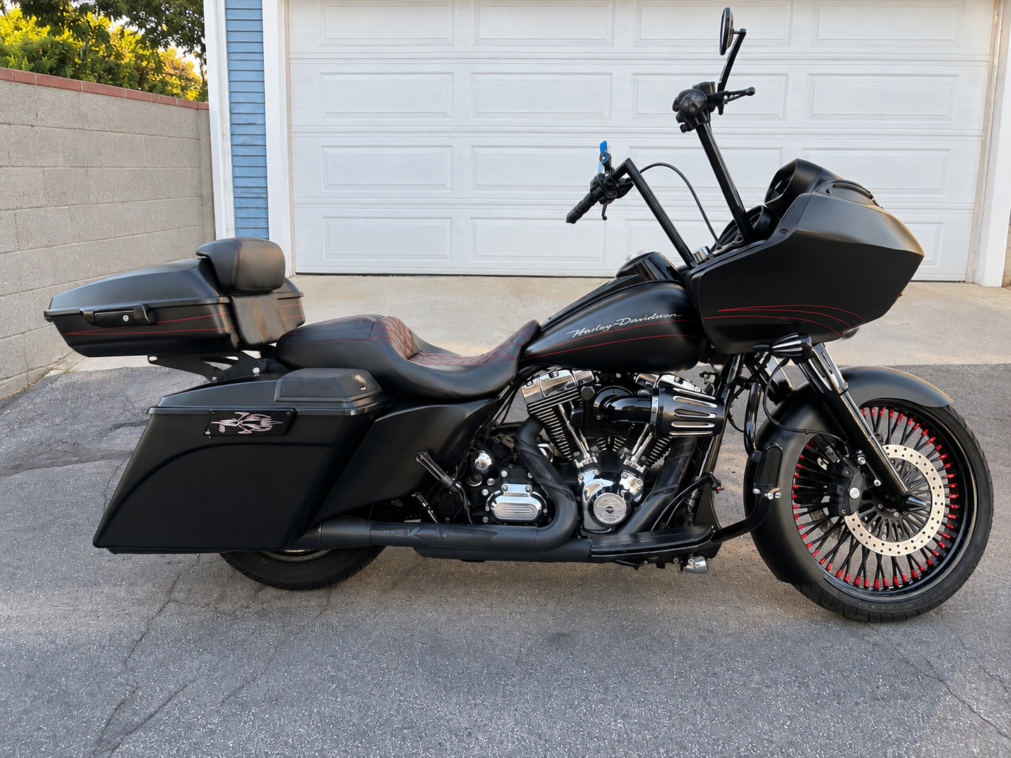 2013 Harley-Davidson ROAD GLIDE® CUSTOM BASE BASE in El Segundo, CA
