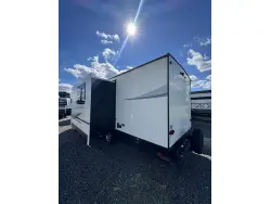 2023 PALOMINO SOLAIRE 2430BHS