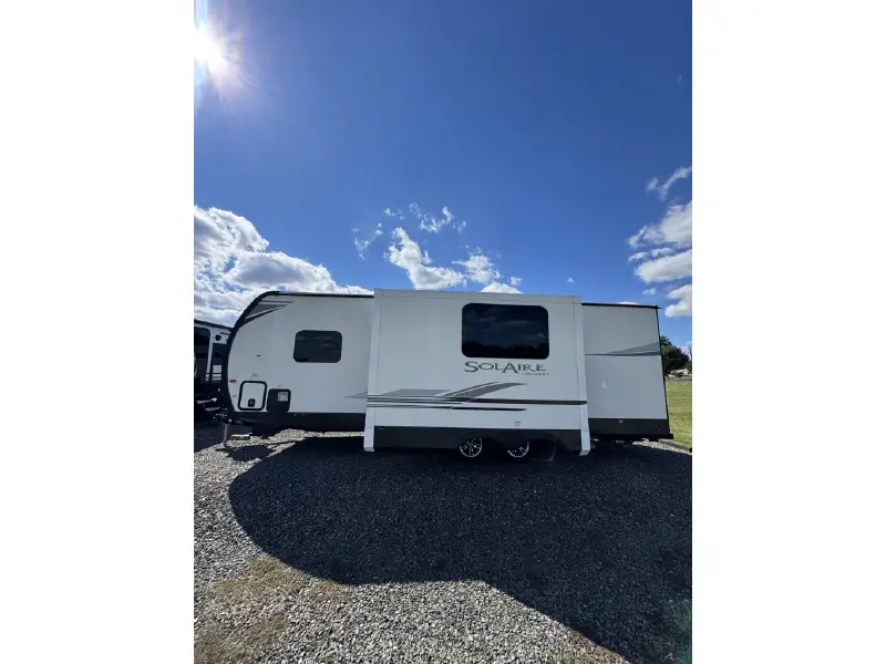 2023 PALOMINO SOLAIRE 2430BHS
