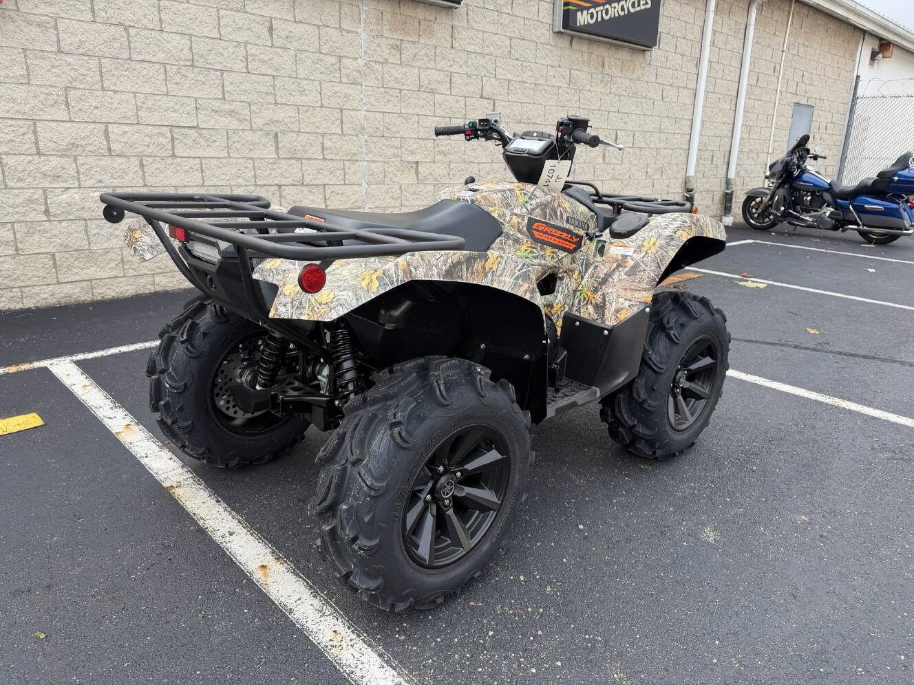 A photo of this 2027 Yamaha Grizzly EPS Camo