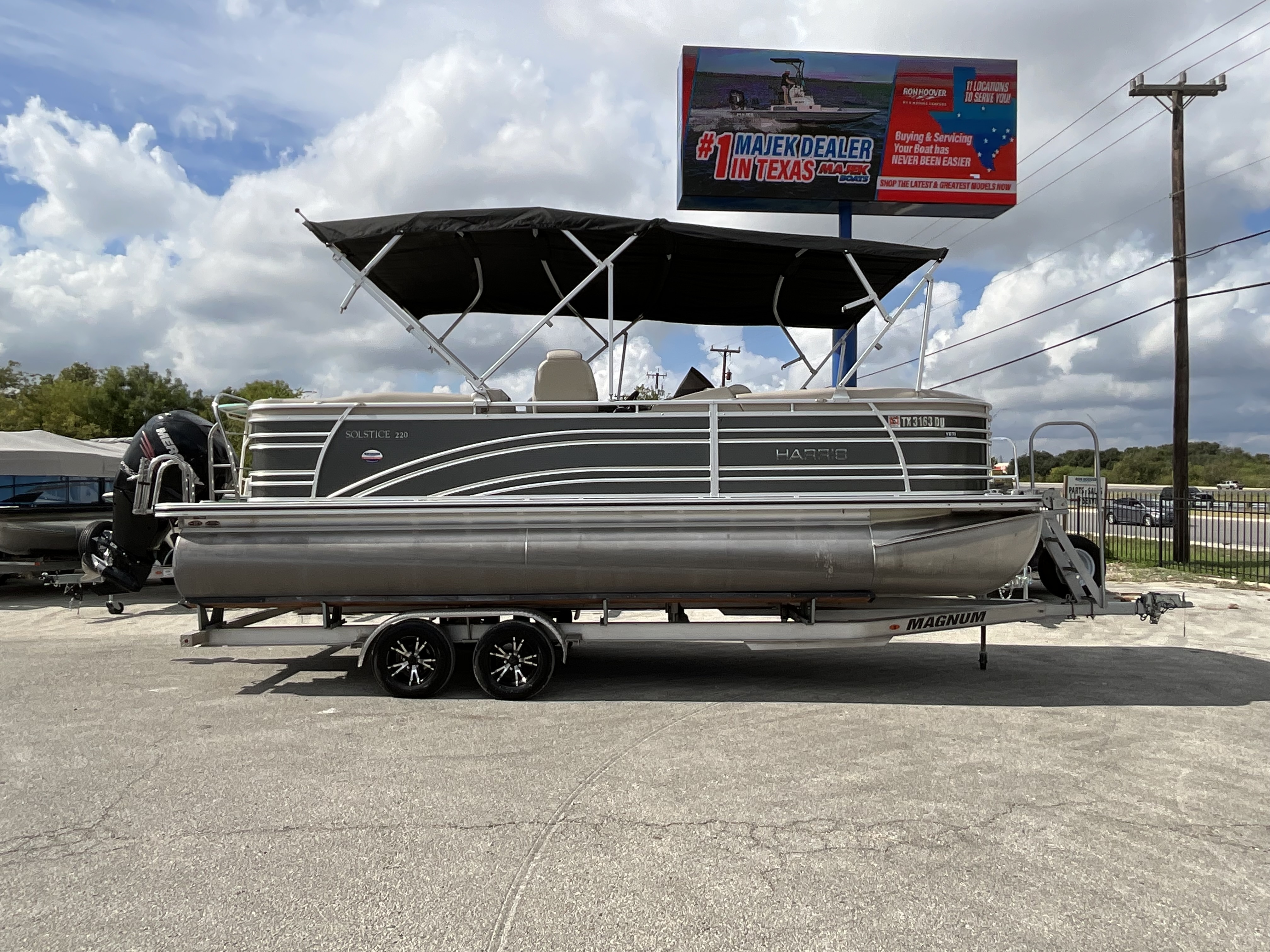 2017 Harris 220 Solstice SLDH in san antonio TX