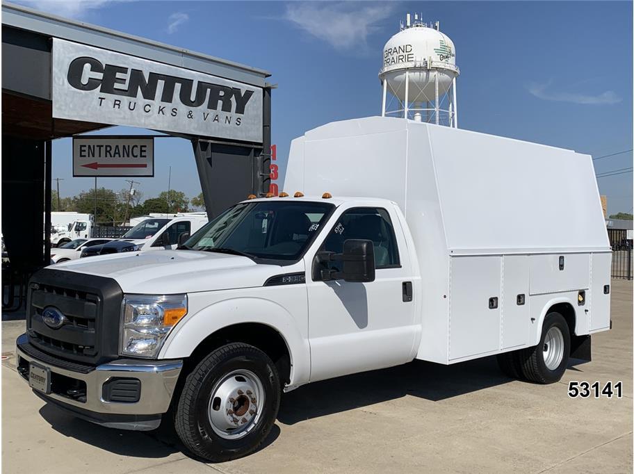 2016 FORD F-350 in Grand Prairie, TX