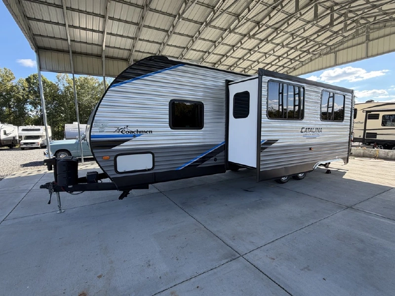 2022 COACHMEN CATALINA 293QBCK