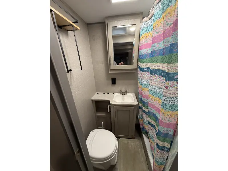 2022 COACHMEN CATALINA 293QBCK