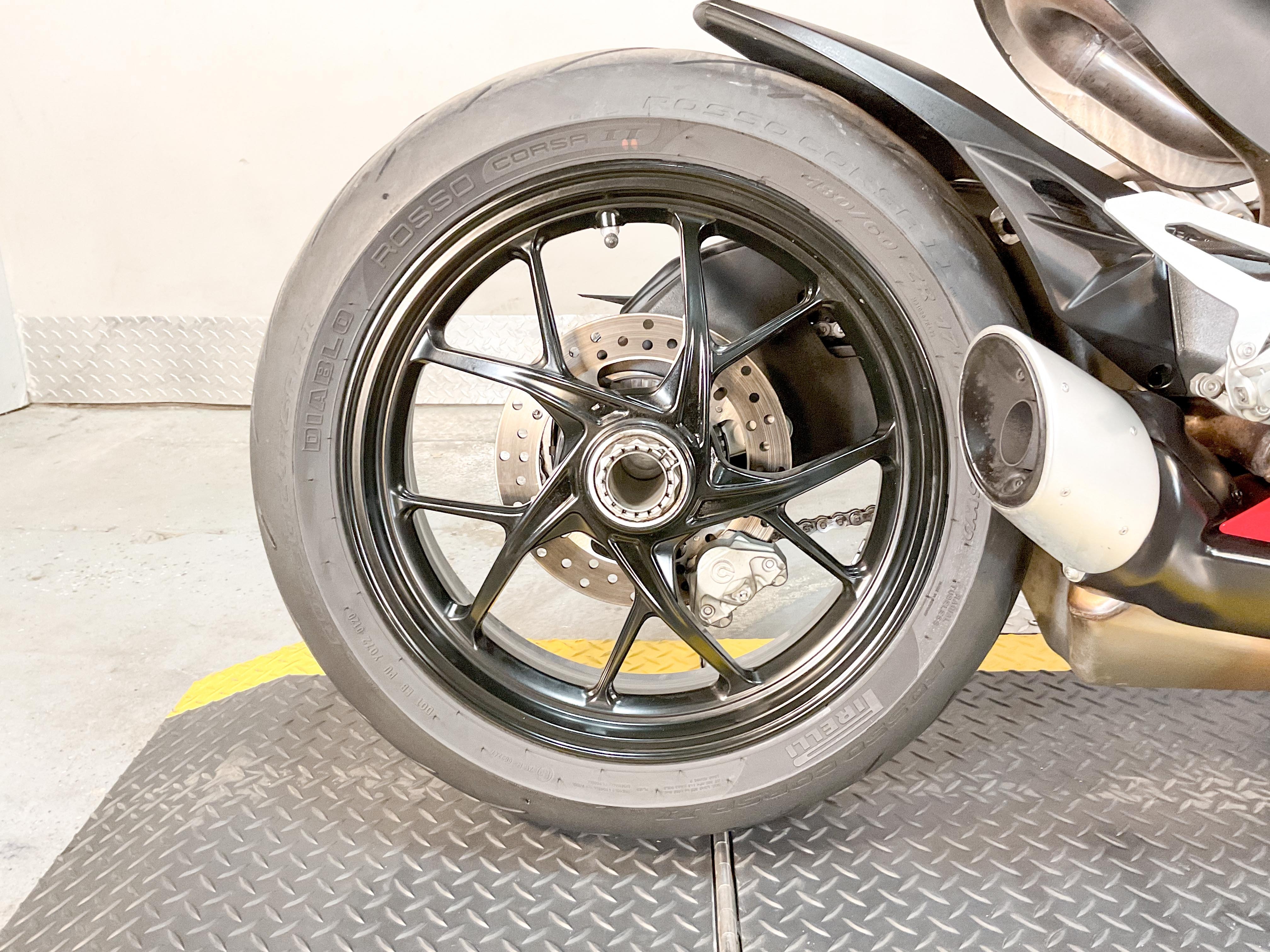 2021 Ducati Panigale V2 in sacramento CA