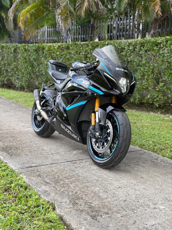 2024 Suzuki GSX-R1000R 1000R in Hollywood, FL