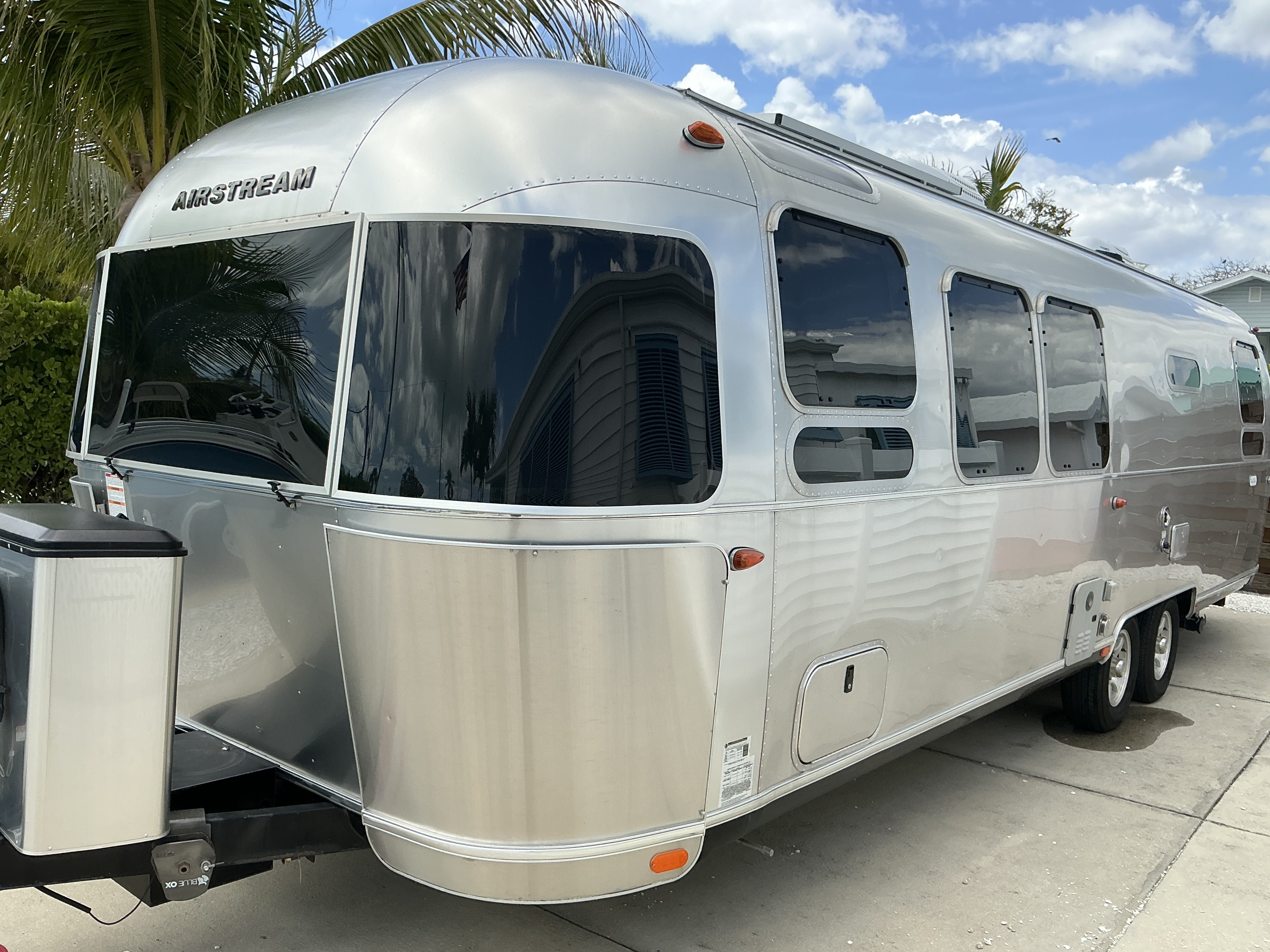 2022 Airstream FLYING CLOUD 30RB in naples FL