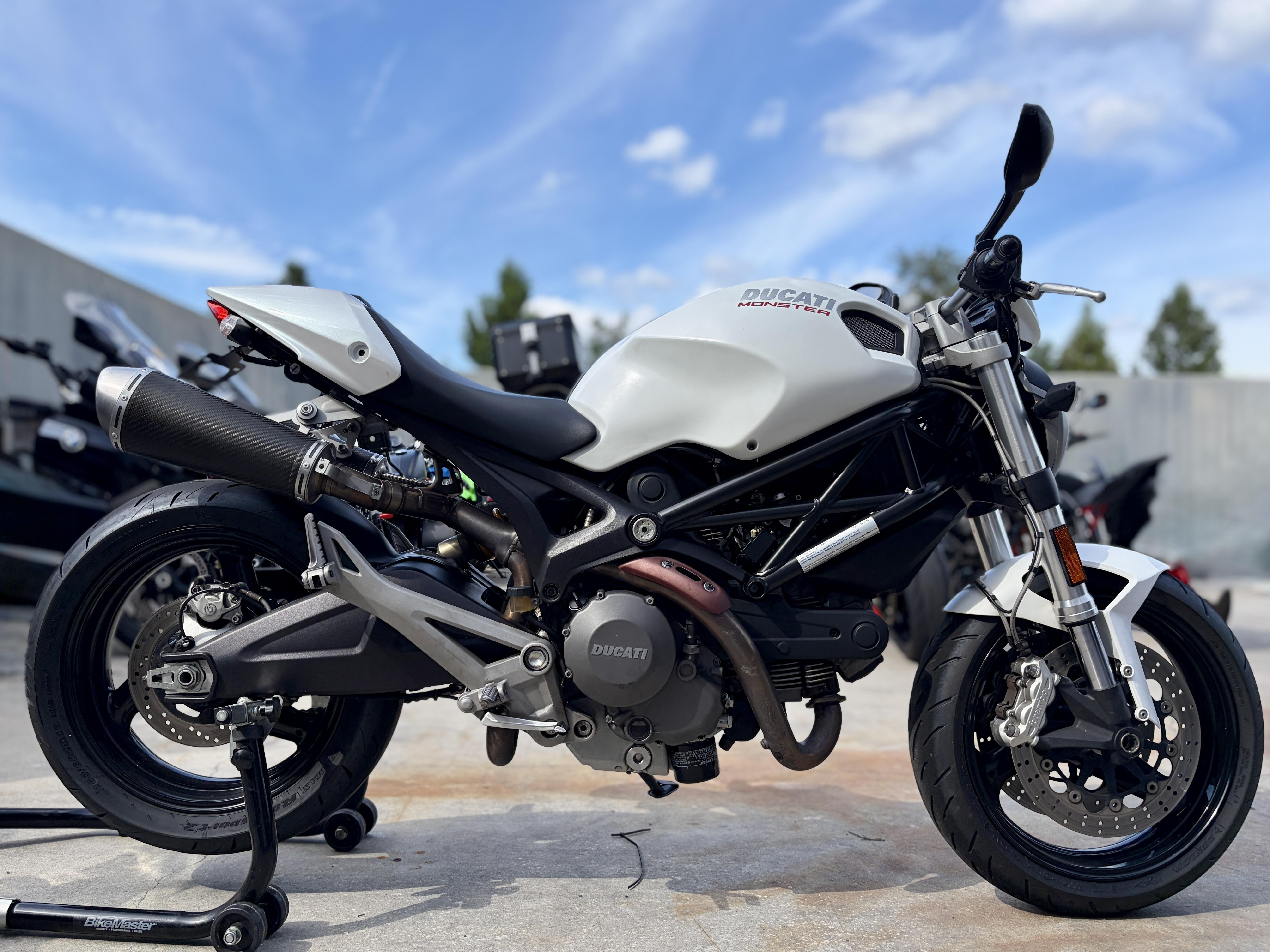 2014 Ducati MONSTER 696 ABS 696 in Sanford, FL