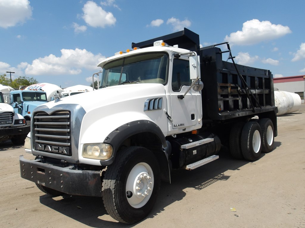 2007 MACK CTP713 in Houston, TX