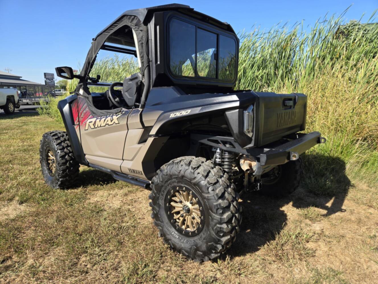 A photo of this 2024 Yamaha Wolverine RMAX2 1000 XT-R