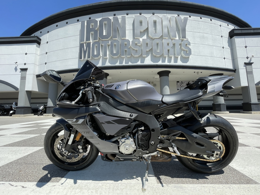 2016 Yamaha YZF-R1S R1 R1S in Westerville, OH