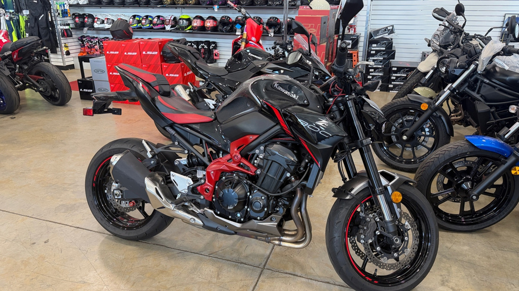 2023 Kawasaki Z900 ABS ABS in Sublimity, OR