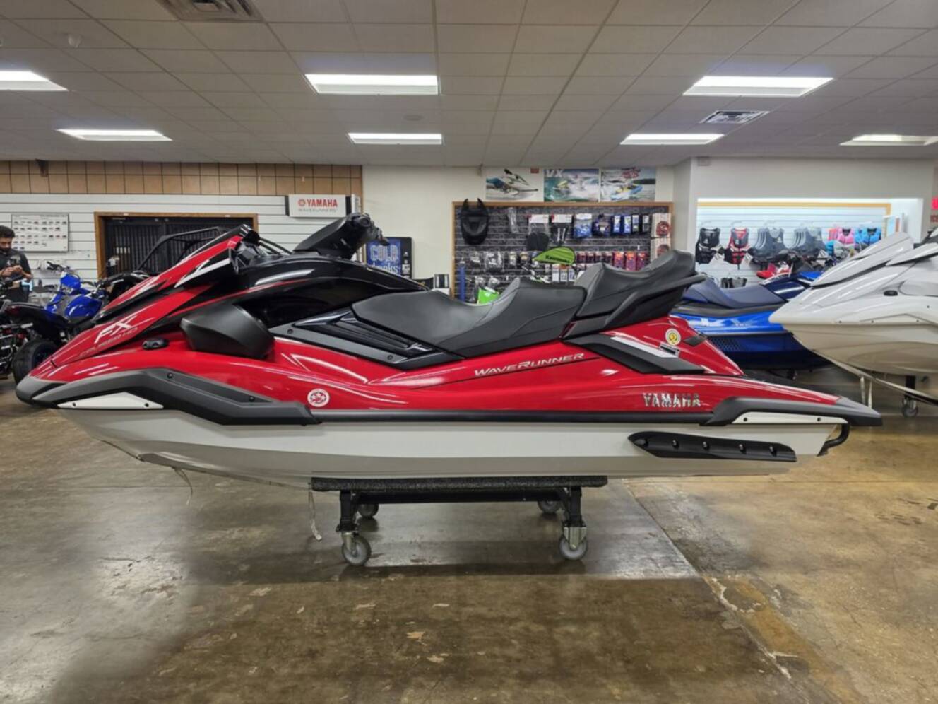 A photo of this 2026 Yamaha Waverunners FX Cruiser HO