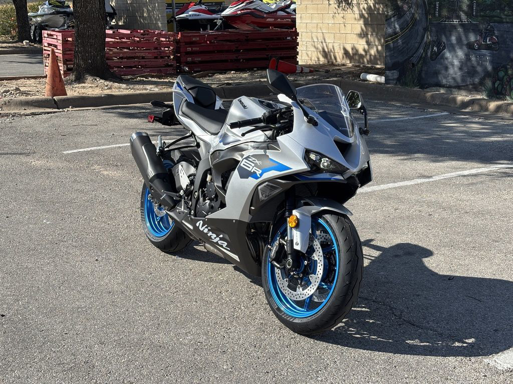 New 2027 Kawasaki Ninja Zx -6R Base For Sale in Austin, TX