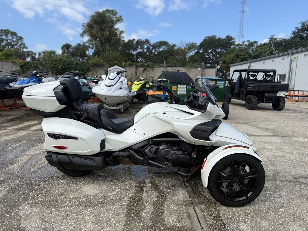 2019 Can-Am Spyder F3 Limited Dark F3 LIMITED in Daytona Beach, FL