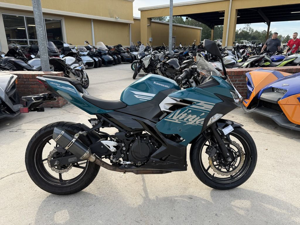 Used 2021 Kawasaki Ninja 400 Pearl Nightshade Teal/metallic Spark