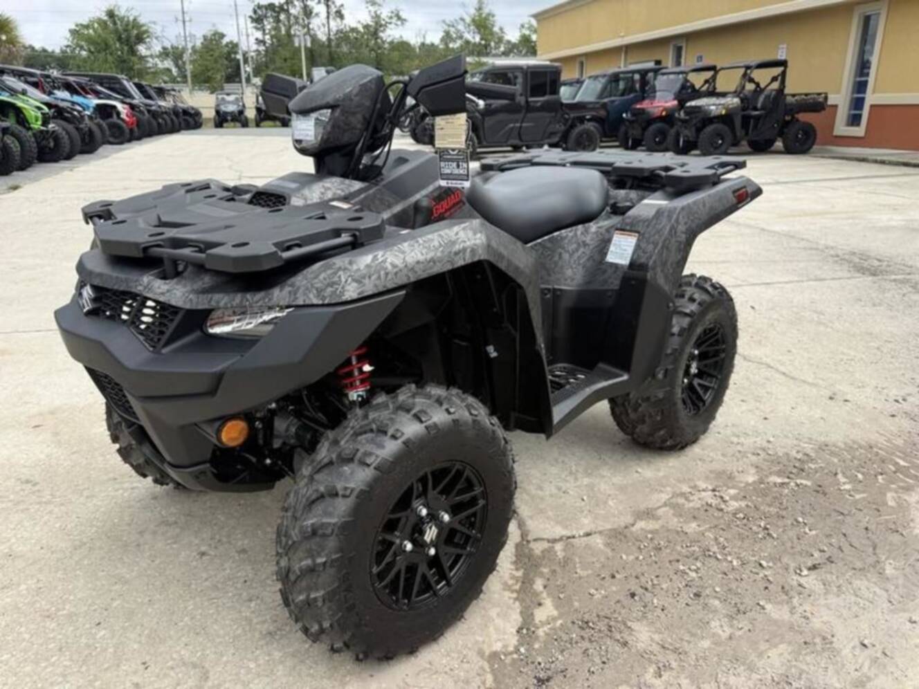 A photo of this 2025 Suzuki KingQuad 500 AXi Power Steering SE Camo