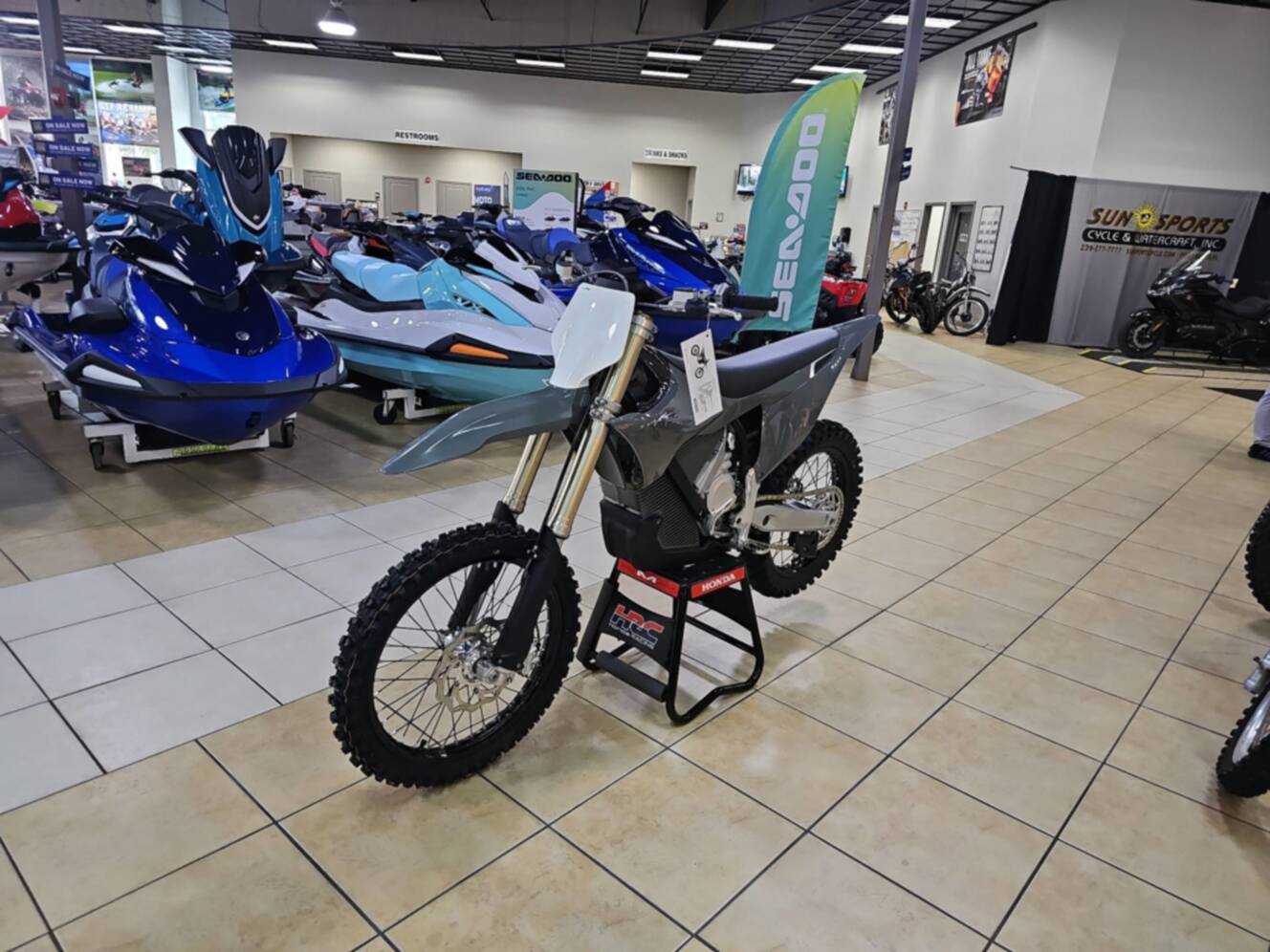 A photo of this 2026 Stark Future Varg MX 1.2 80 HP