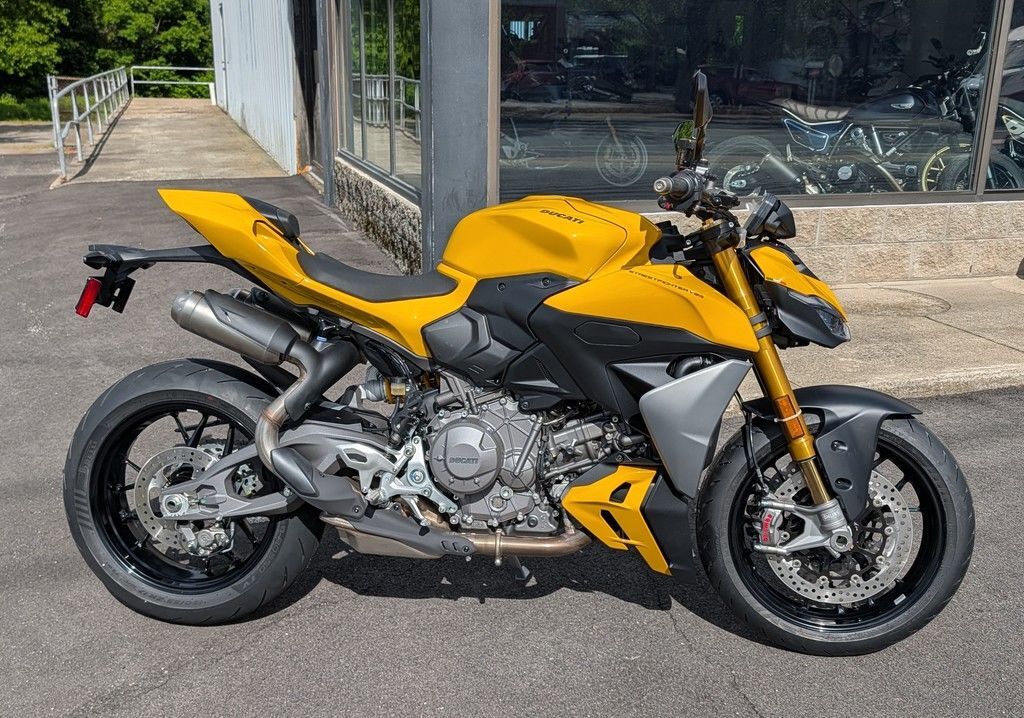 2026 Ducati Streetfighter V2 S Ducati Yellow V2 S in Brockton, MA