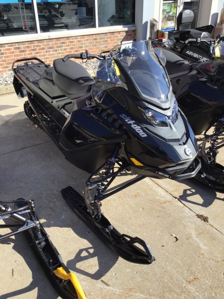 2026 Ski-Doo Renegade® Adrenaline® with Enduro Package 850 E-TEC in houghton lake MI