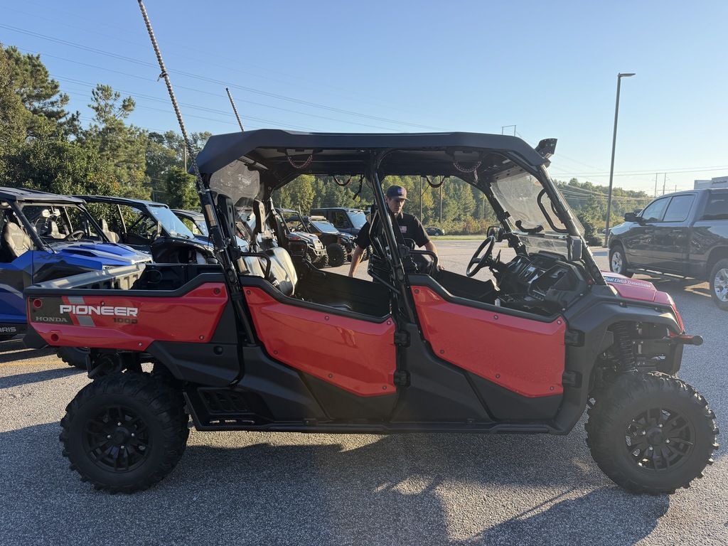 2023 Honda® Pioneer 1000-6 Deluxe Crew in rockingham NC