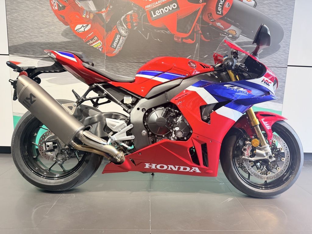 2026 Honda® CBR1000RR-R Fireblade SP 1000RR in Miami, FL