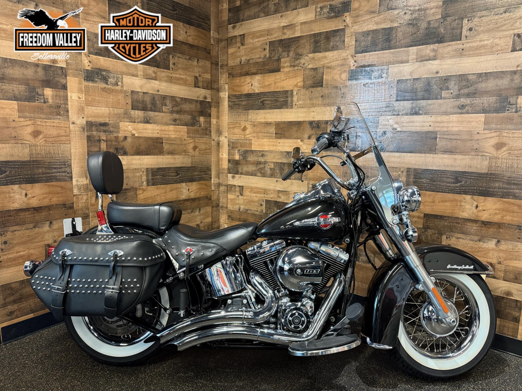 2017 Harley-Davidson Heritage Softail Classic CLASSIC in Sellersville, PA