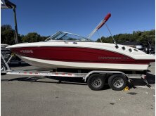 7 Must-Have Features of Top-Notch Fishing Boats image