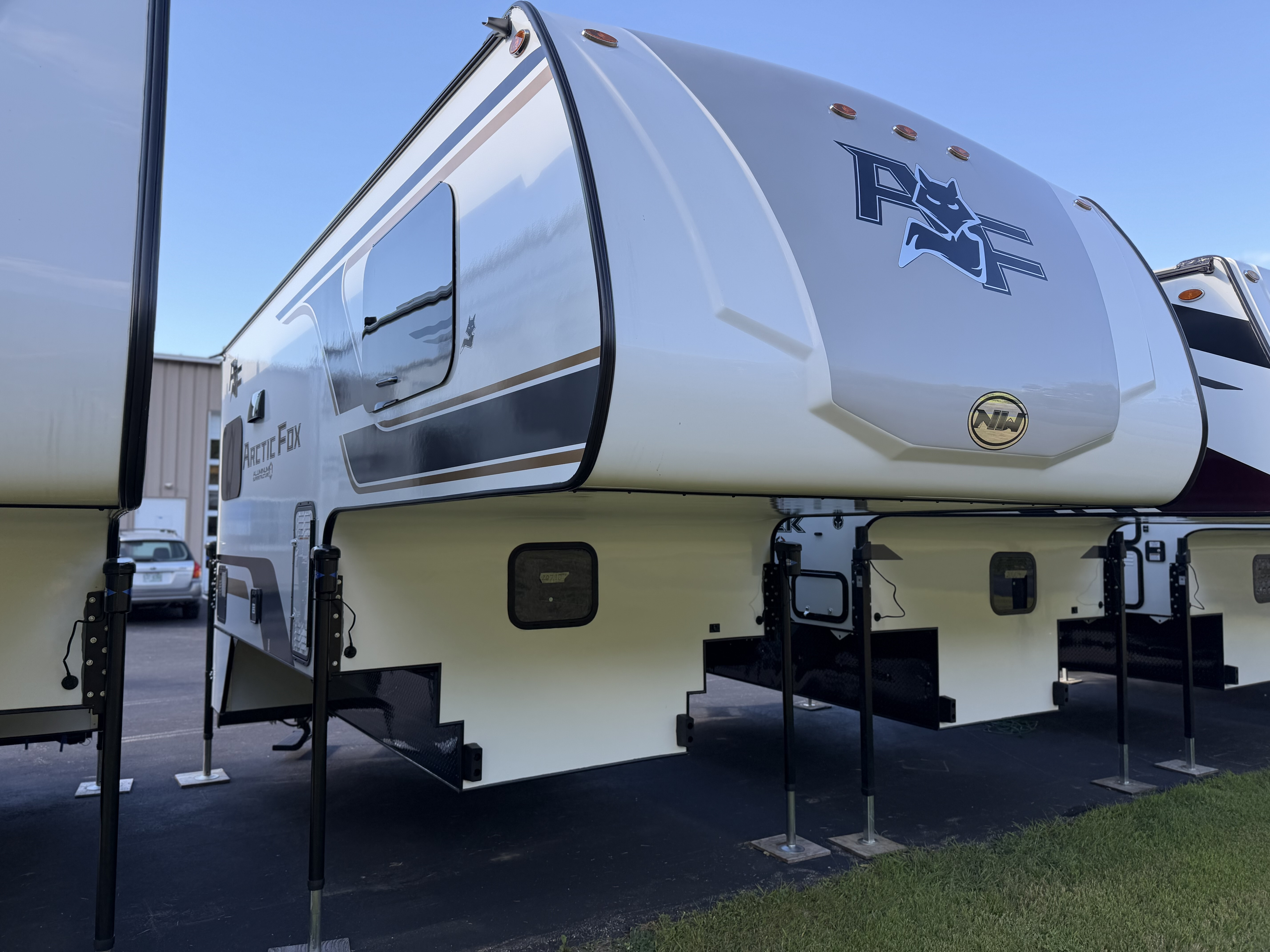2027 Arctic Fox 865 RV