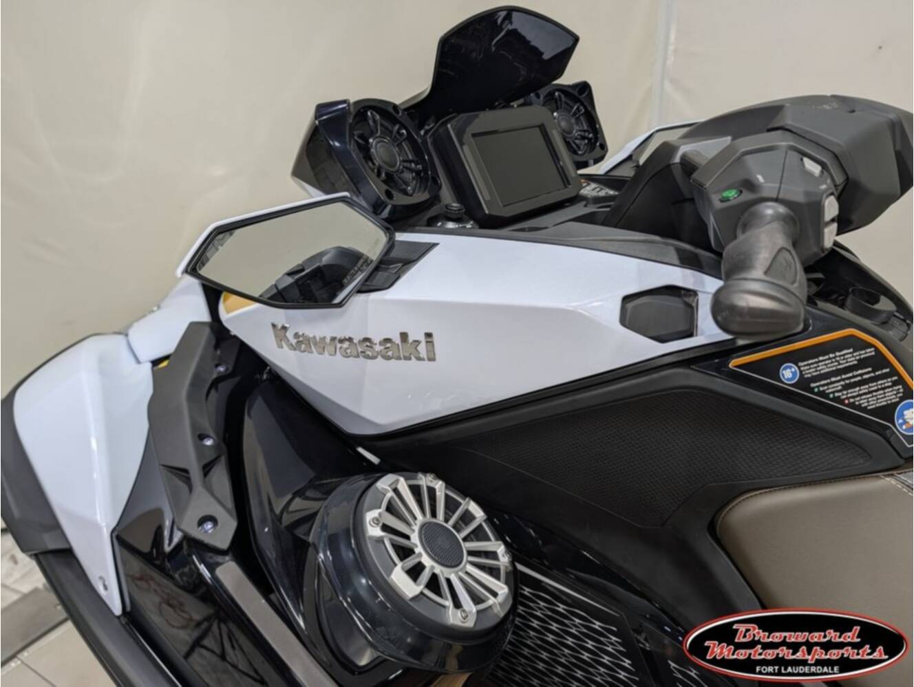 A photo of this 2026 Kawasaki Jet Ski® Ultra® 160 LX