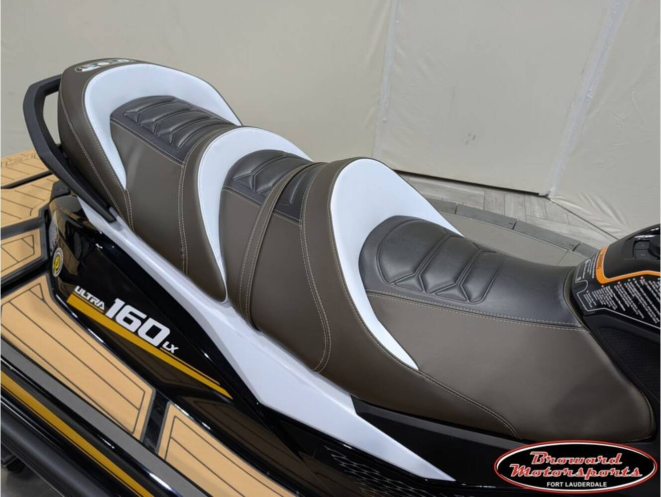A photo of this 2026 Kawasaki Jet Ski® Ultra® 160 LX