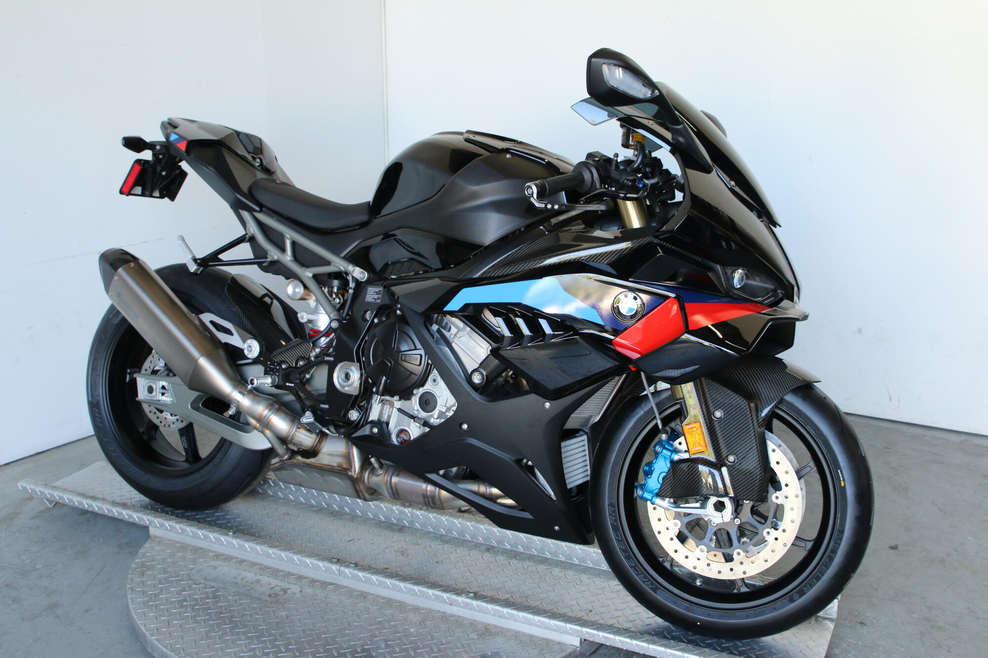 2027 BMW S 1000 RR Sportbike motorcycle