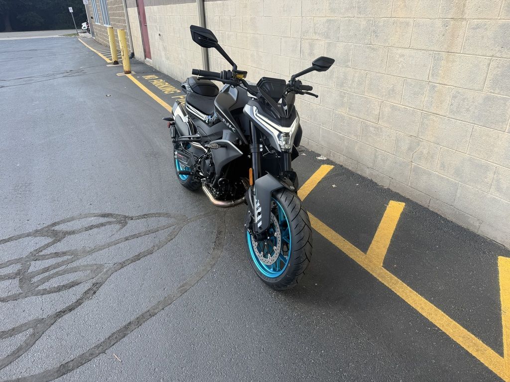 2026 CFMOTO 800NK in brighton MI