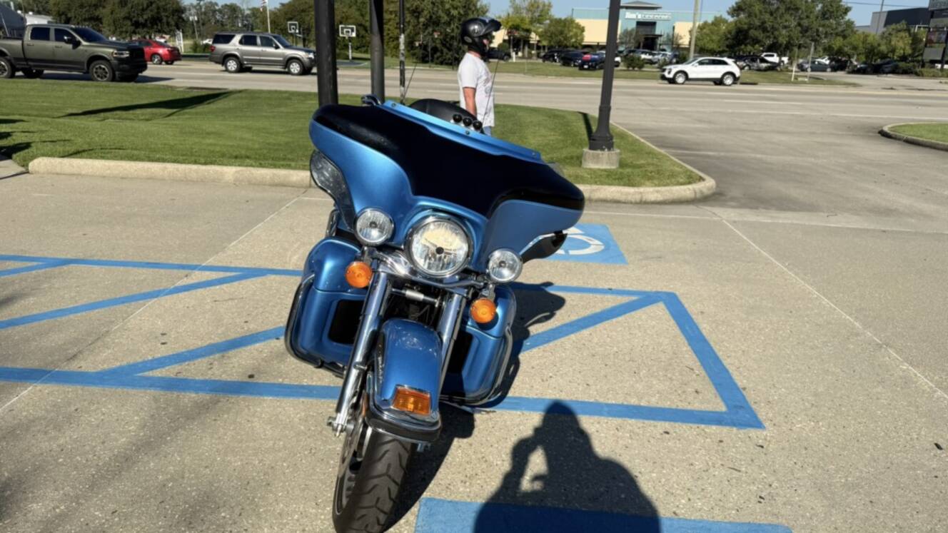 A photo of this 2011 Harley-Davidson Electra Glide Ultra Classic