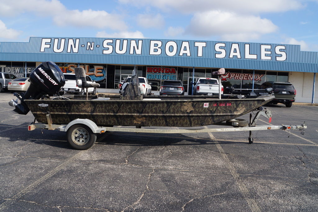 2012 Lowe Boats 1860 CC in hurst TX