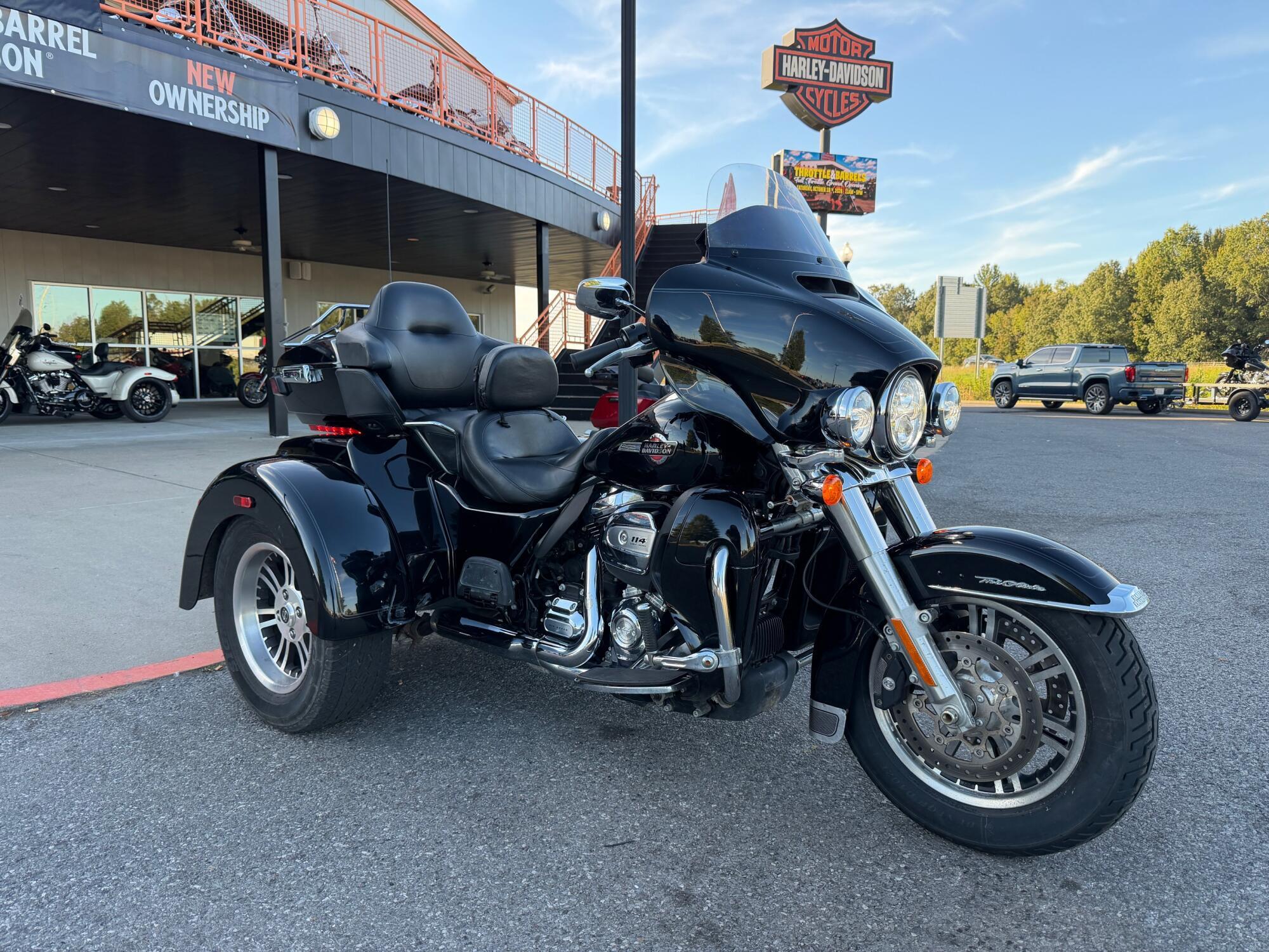 2022 Harley-Davidson Tri Glide Ultra ULTRA CLASSIC in Winterville, NC