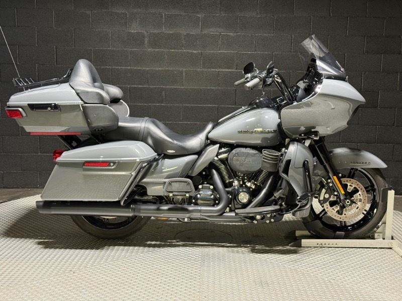 2022 Harley-Davidson ROAD GLIDE LIMITED Touring motorcycle