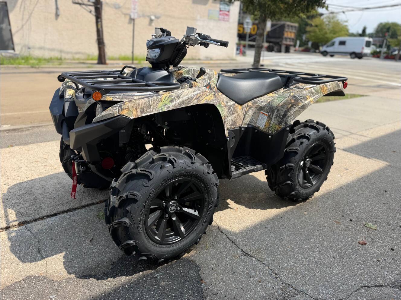 A photo of this 2027 Yamaha Grizzly EPS Camo