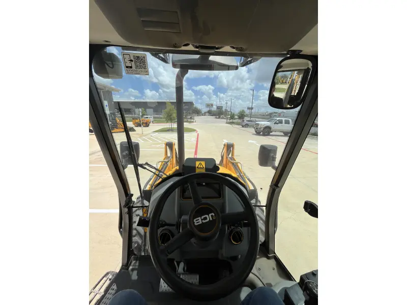 2023 JCB 3CX Compact