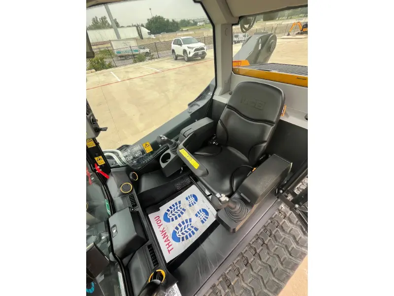 2026 JCB 270T