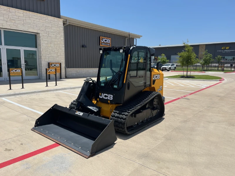 2026 JCB 270T