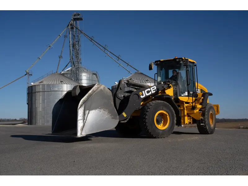 2026 JCB 437