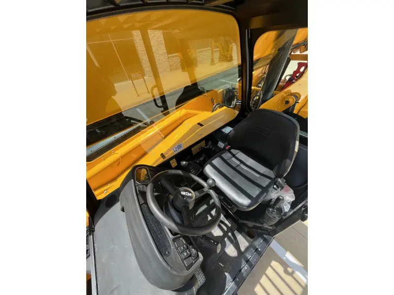 2026 JCB 512-56