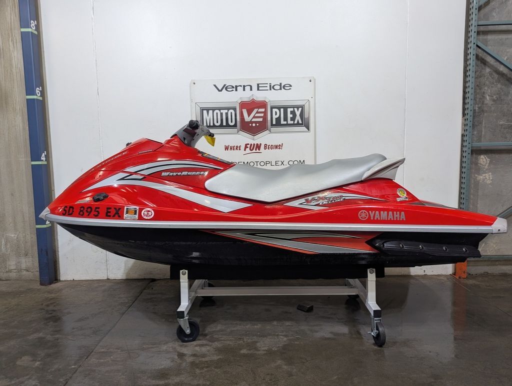 2006 Yamaha WaveRunner® VX110 Deluxe in sioux falls SD