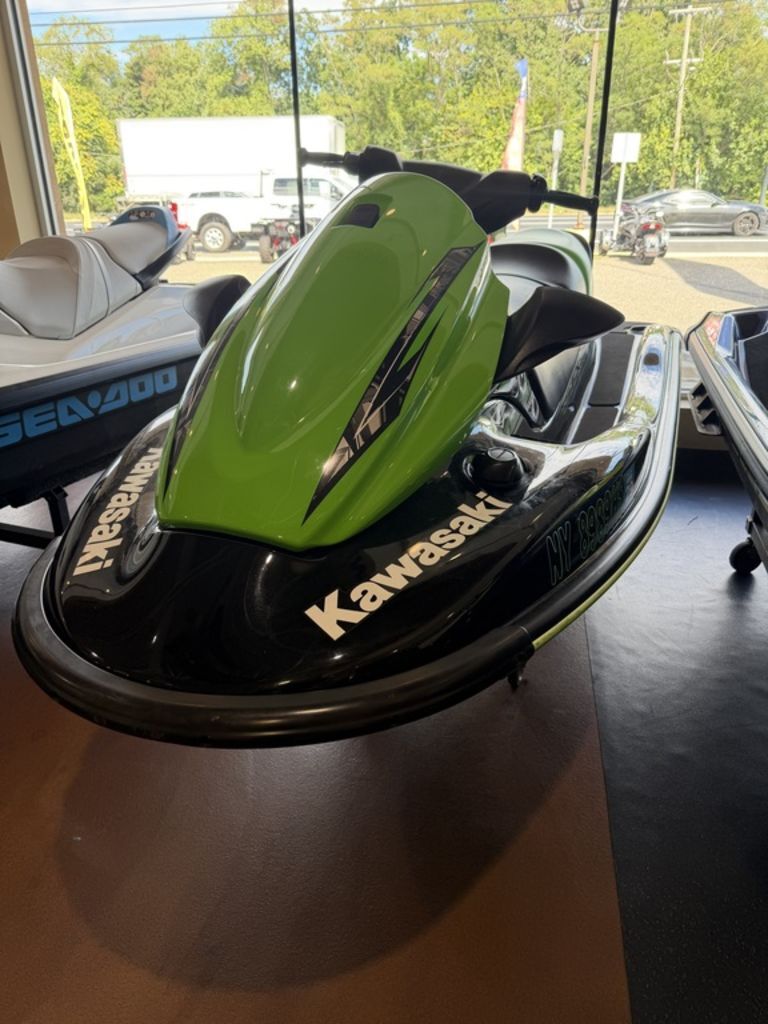 2014 Kawasaki Jet Ski STX 15F - Ebony / Lime Green 160X in massapequa NY