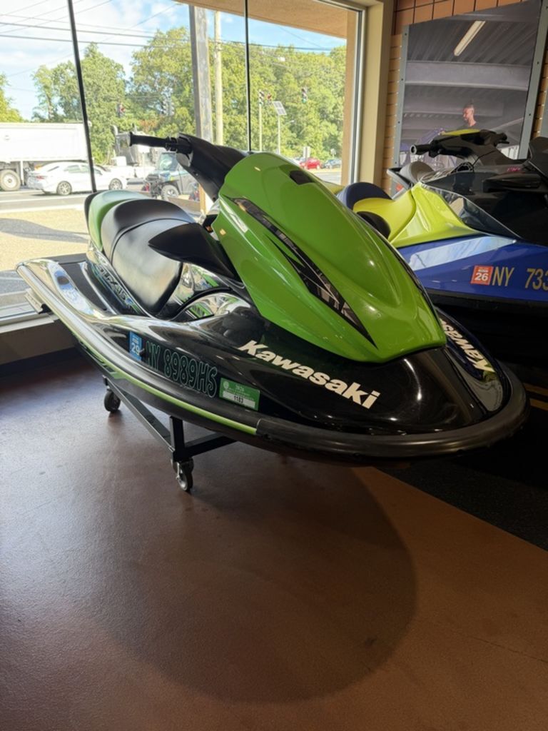 2014 Kawasaki Jet Ski STX 15F - Ebony / Lime Green 160X in massapequa NY