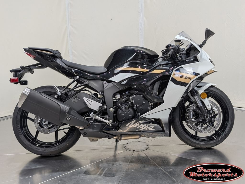 2026 Kawasaki Ninja® ZX -6R BASE in Fort Lauderdale, FL