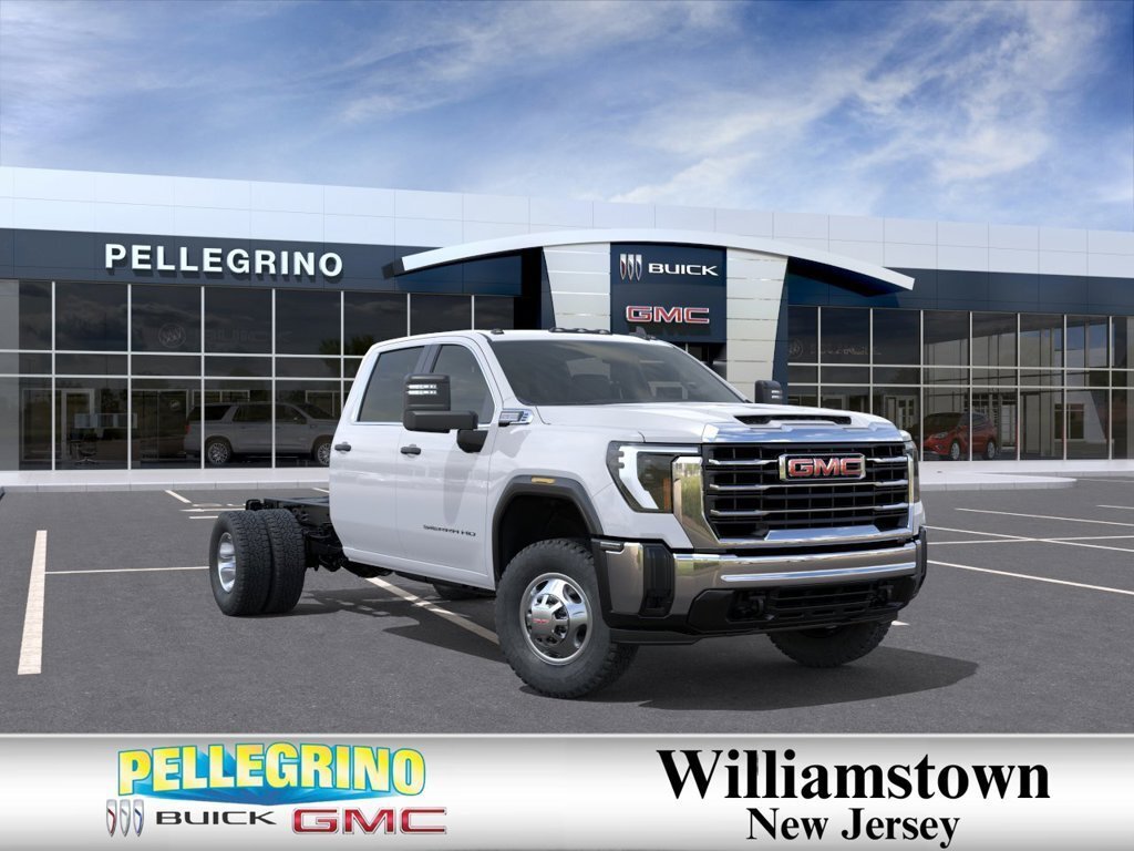 2026 GMC Sierra 3500 HD Chassis Cab in Williamstown, NJ