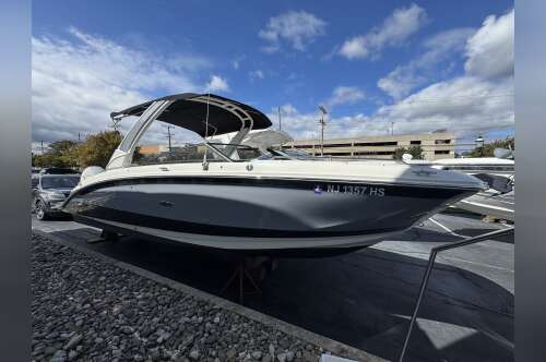 2022 Sea Ray SDX 290 Outboard in somers point NJ